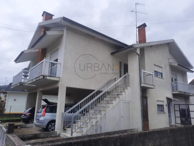 Moradia T5 para Venda em Leomil Foto 3