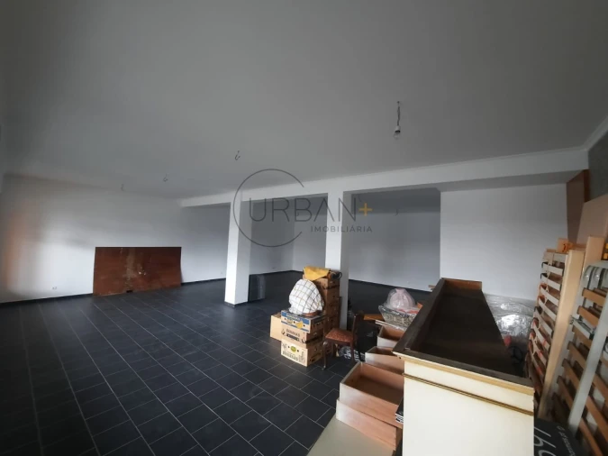 Loja para Venda em Moimenta da Beira Foto 5