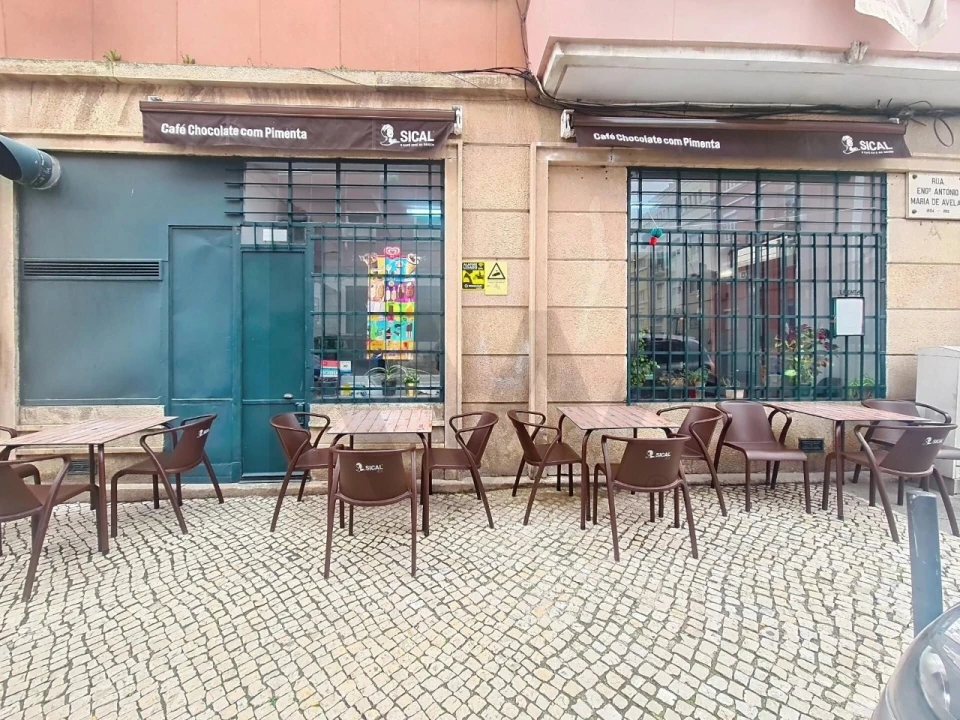 Loja para Cedência de Quotas em Ajuda Foto 16