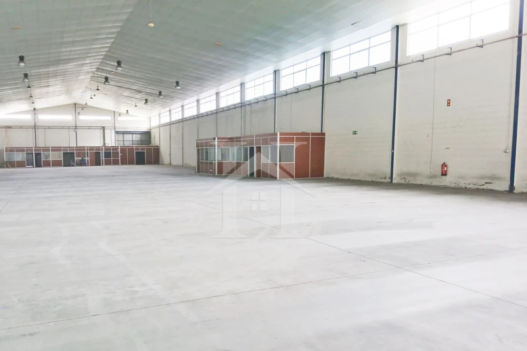 Armazém para Arrendamento em Marrazes e Barosa Foto 8