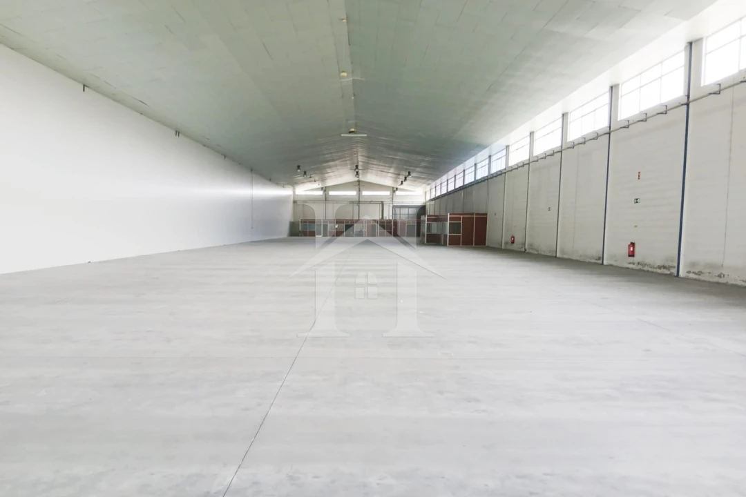 Armazém para Arrendamento em Marrazes e Barosa Foto 6