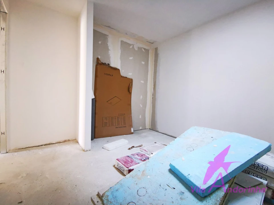 Moradia T2 para Venda em Lanheses Foto 11