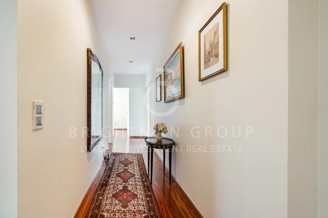 Moradia T6 para Venda em Lordelo do Ouro e Massarelos Foto 12