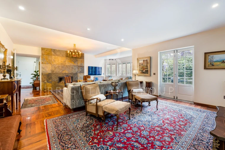 Moradia T6 para Venda em Lordelo do Ouro e Massarelos Foto 4