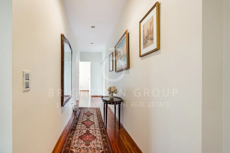 Moradia T6 para Venda em Lordelo do Ouro e Massarelos Foto 12