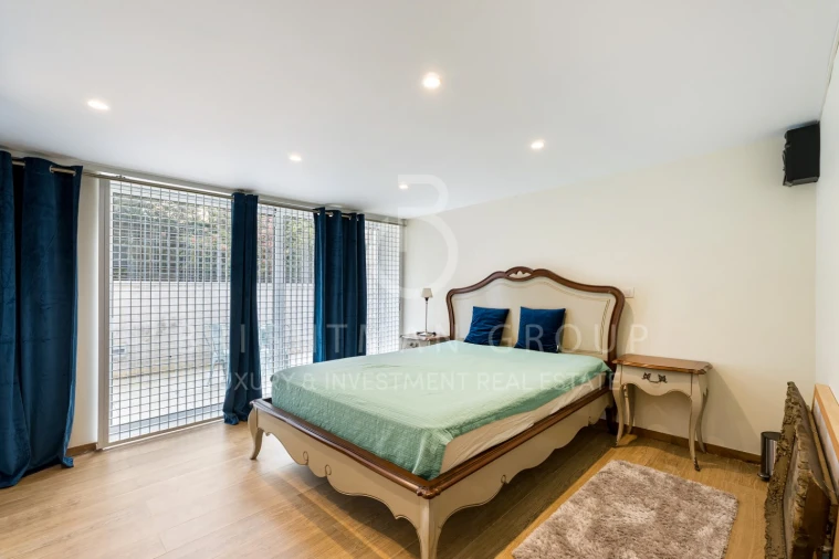 Moradia T6 para Venda em Lordelo do Ouro e Massarelos Foto 25