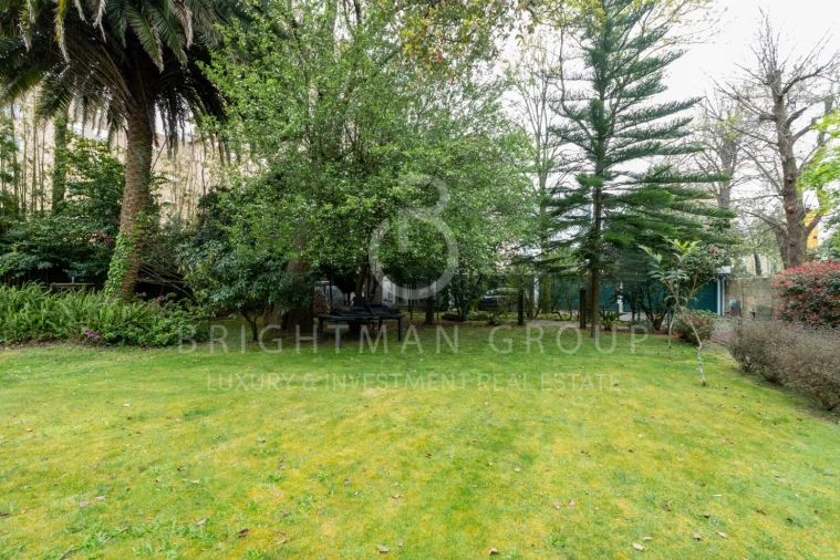 Moradia T6 para Venda em Lordelo do Ouro e Massarelos Foto 33