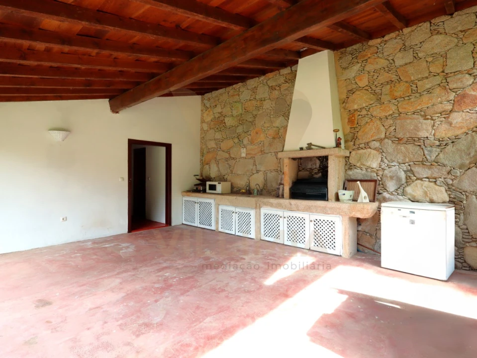 Quinta T3 para Venda em Cunha Foto 36