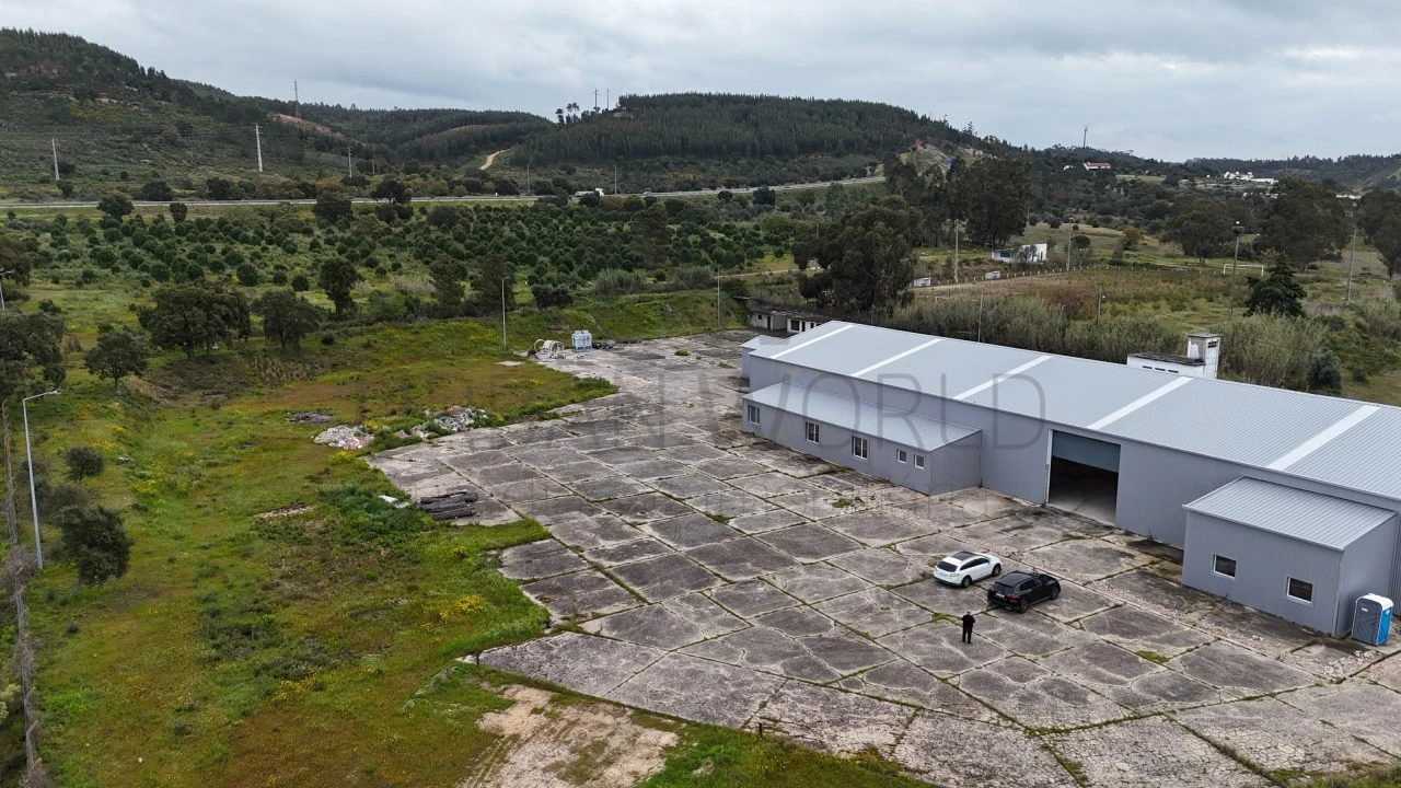 Armazém para Venda em Rio de Moinhos Foto 5
