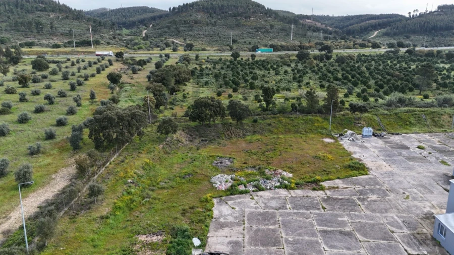 Armazém para Venda em Rio de Moinhos Foto 24