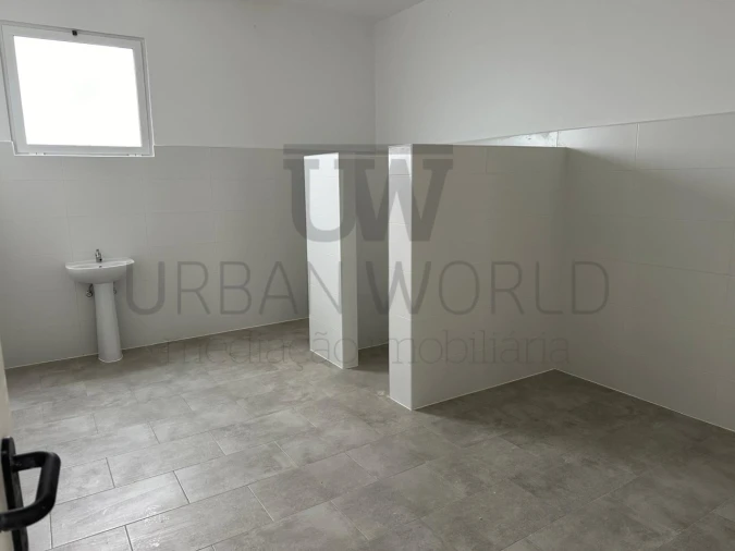 Armazém para Venda em Rio de Moinhos Foto 39