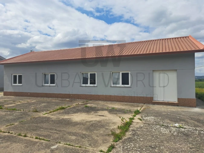 Armazém para Venda em Rio de Moinhos Foto 17