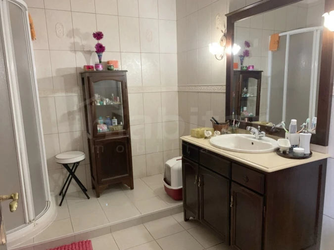 Moradia T4 para Venda em Benavente Foto 30