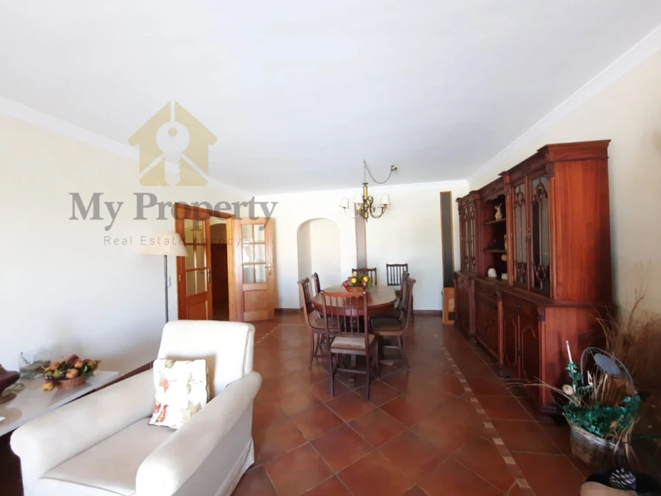 Quinta T4 para Venda em Albufeira e Olhos de Água Foto 11