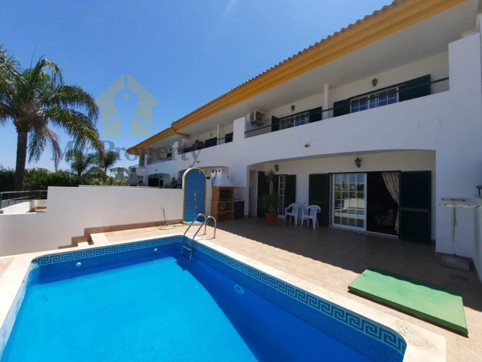 Quinta T4 para Venda em Albufeira e Olhos de Água Foto 3