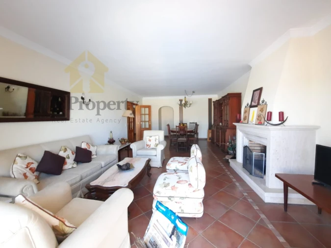 Quinta T4 para Venda em Albufeira e Olhos de Água Foto 8