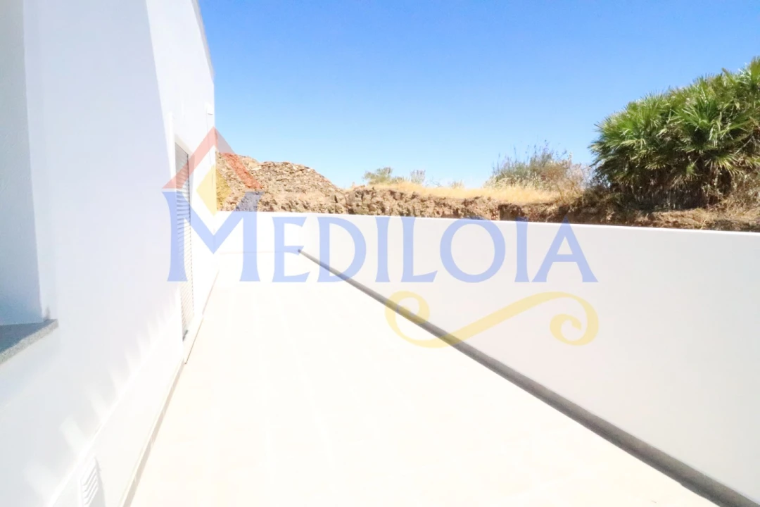 Moradia T3 para Venda em Castro Marim Foto 28