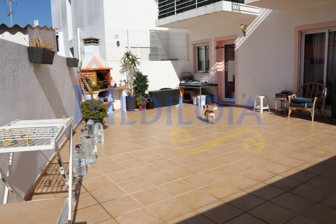Apartamento T3 para Venda em Vila Real de Santo Antonio Foto 1