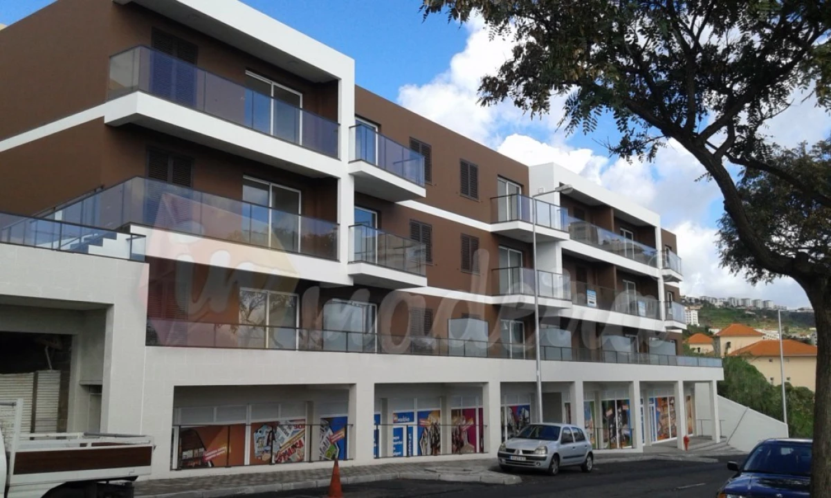 Armazém para Arrendamento em Caniço Foto 5