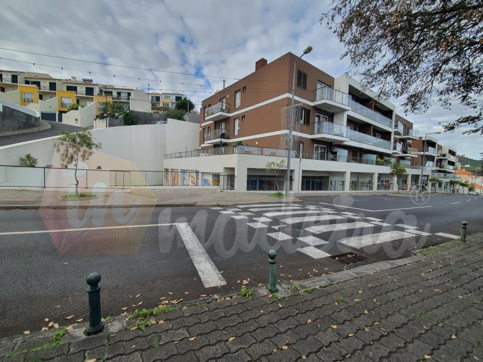 Armazém para Arrendamento em Caniço Foto 3