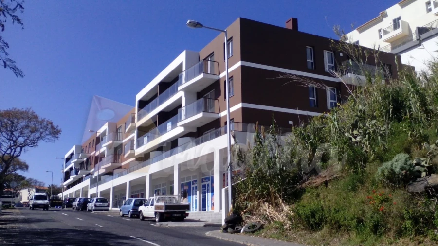 Armazém para Arrendamento em Caniço Foto 2