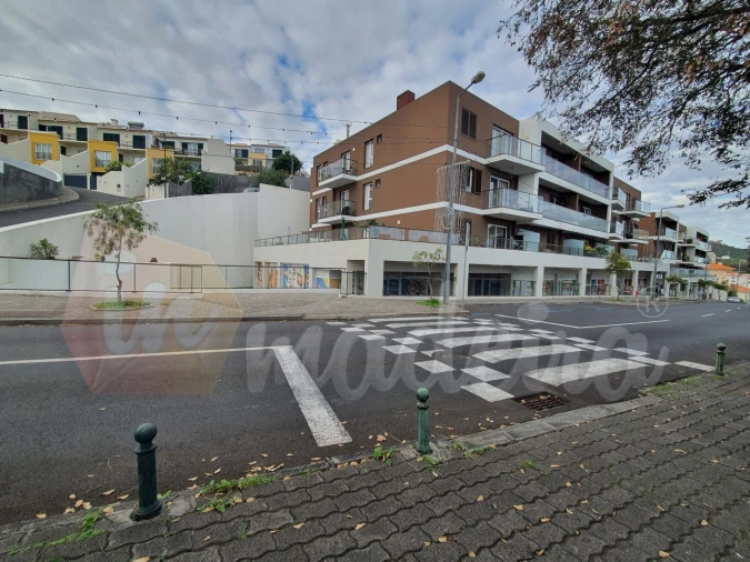 Armazém para Arrendamento em Caniço Foto 3