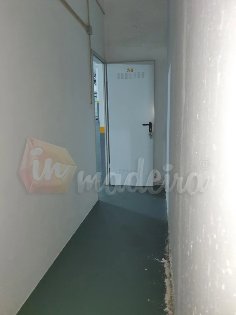 Armazém para Arrendamento em Caniço Foto 7