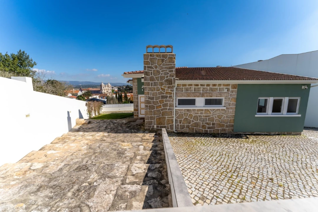 Moradia T5 para Venda em Alcobaça e Vestiaria Foto 75