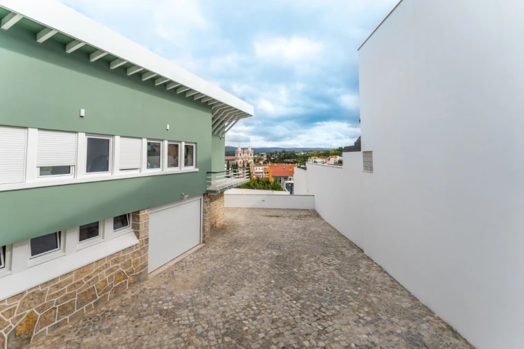 Moradia T5 para Venda em Alcobaça e Vestiaria Foto 15