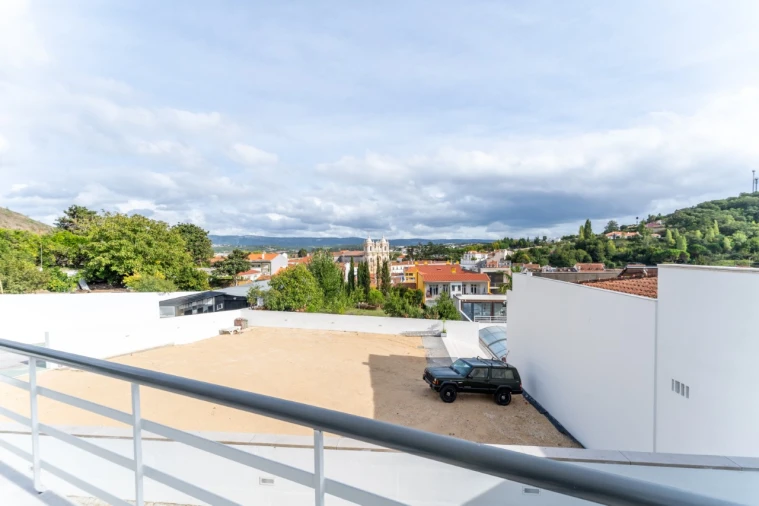 Moradia T5 para Venda em Alcobaça e Vestiaria Foto 31