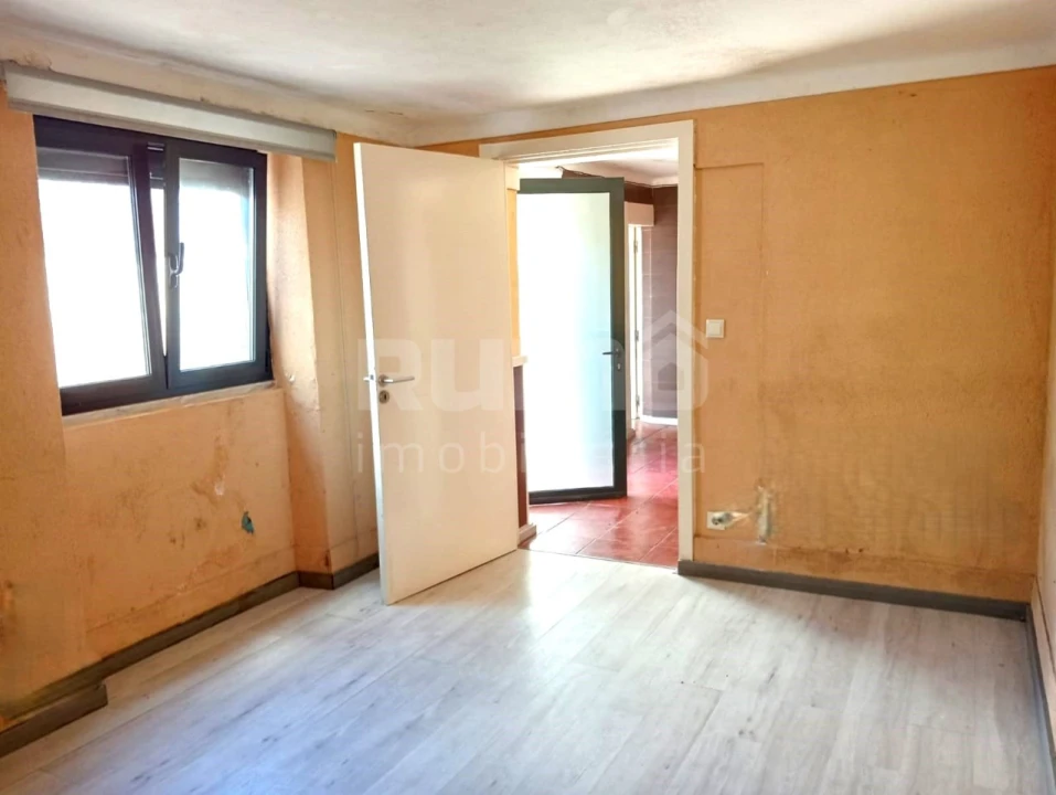 Moradia T1 para Venda em Areosa Foto 9