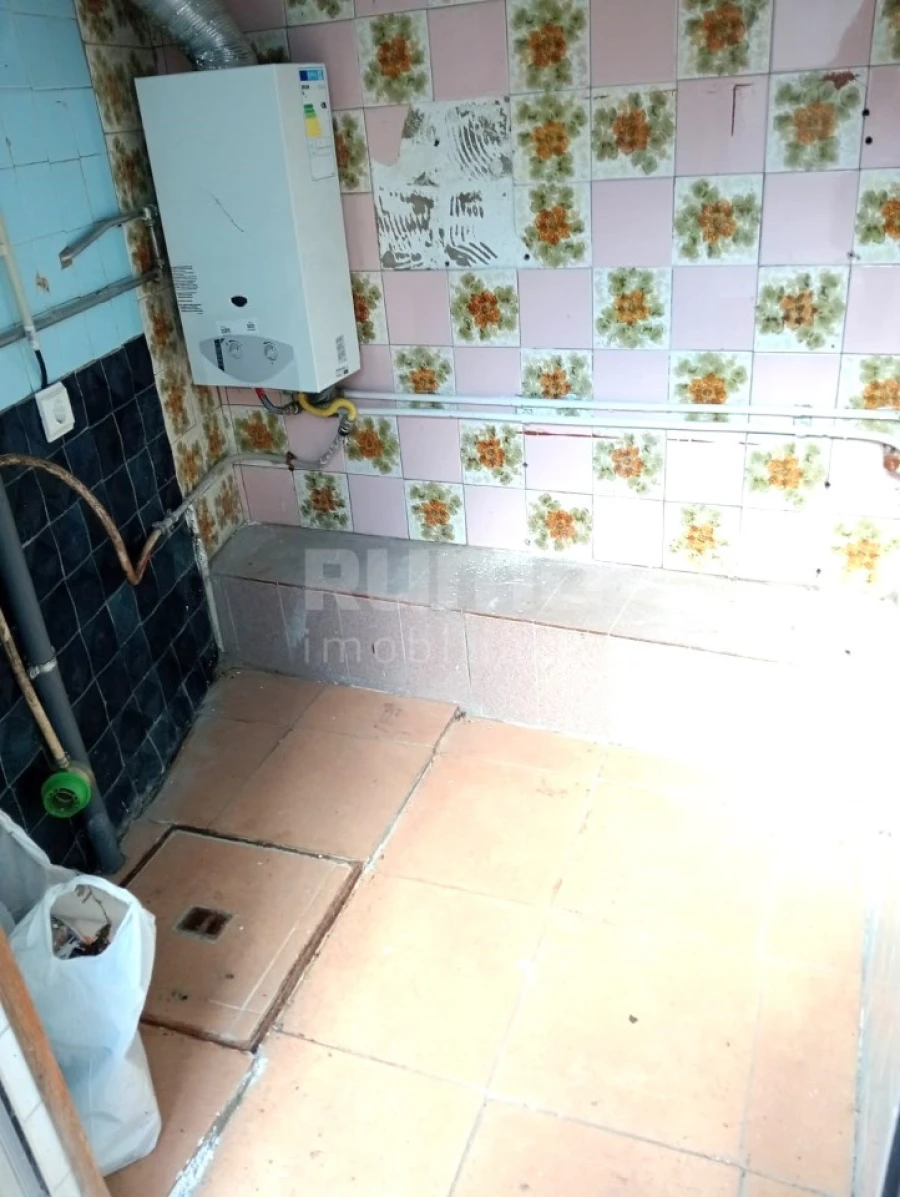 Moradia T1 para Venda em Areosa Foto 12