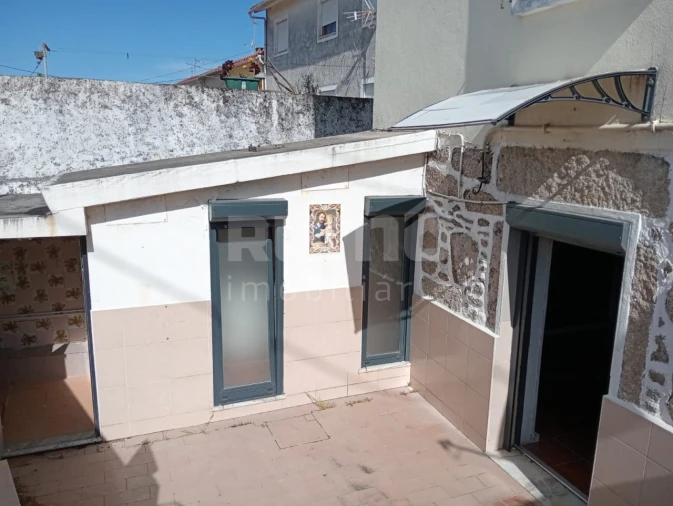 Moradia T1 para Venda em Areosa Foto 13