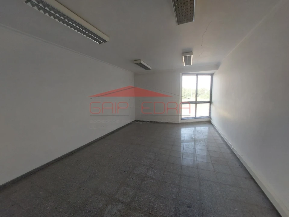 Armazém para Venda em Mangualde, Mesquitela e Cunha Alta Foto 13