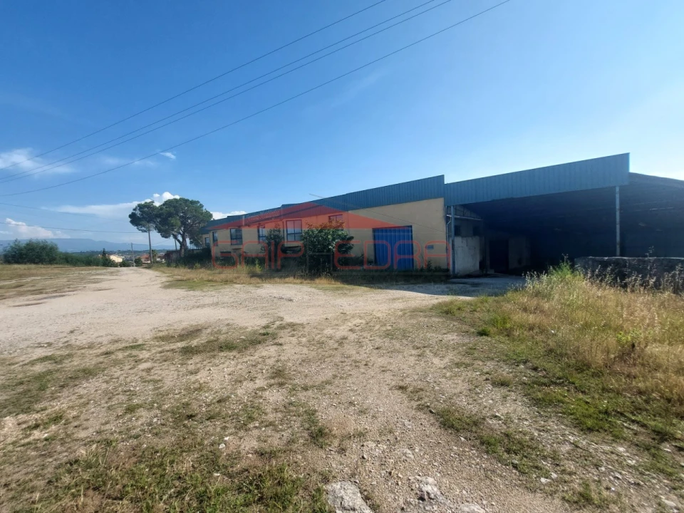 Armazém para Venda em Mangualde, Mesquitela e Cunha Alta Foto 1