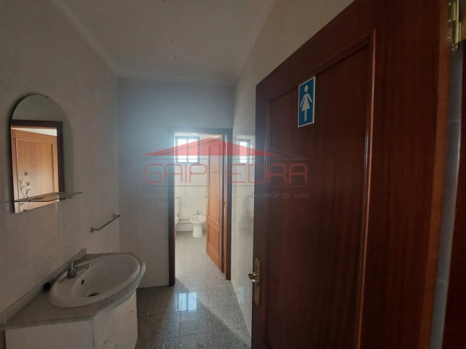 Armazém para Venda em Mangualde, Mesquitela e Cunha Alta Foto 16