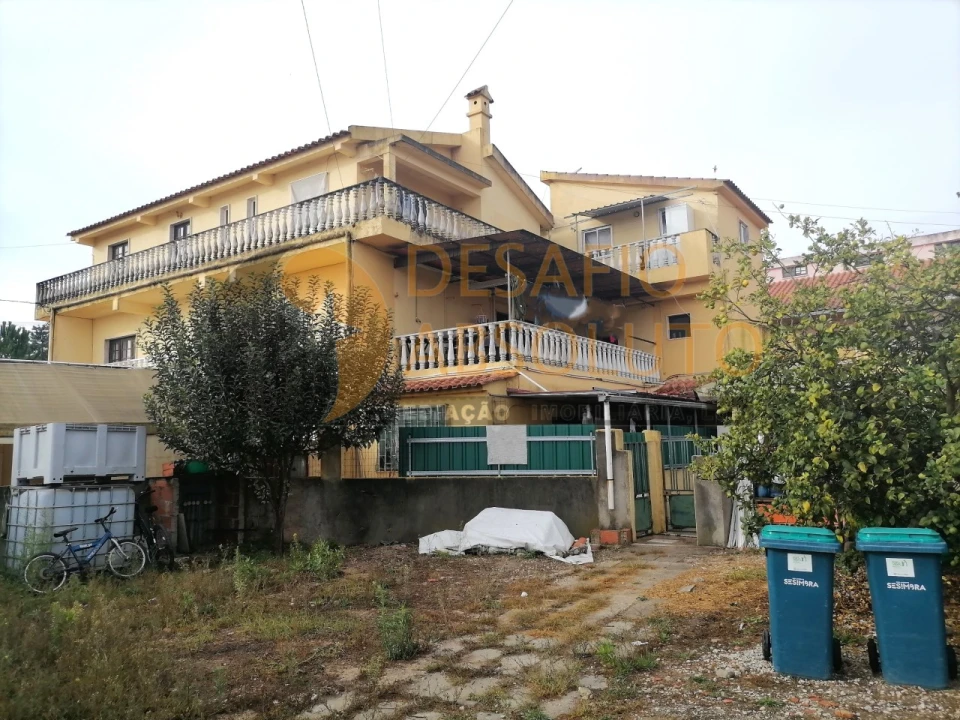 Moradia T9 para Venda em Quinta do Conde Foto 13