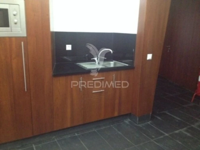 Escritório para Venda em Santa Marinha e São Pedro da Afurada Foto 16