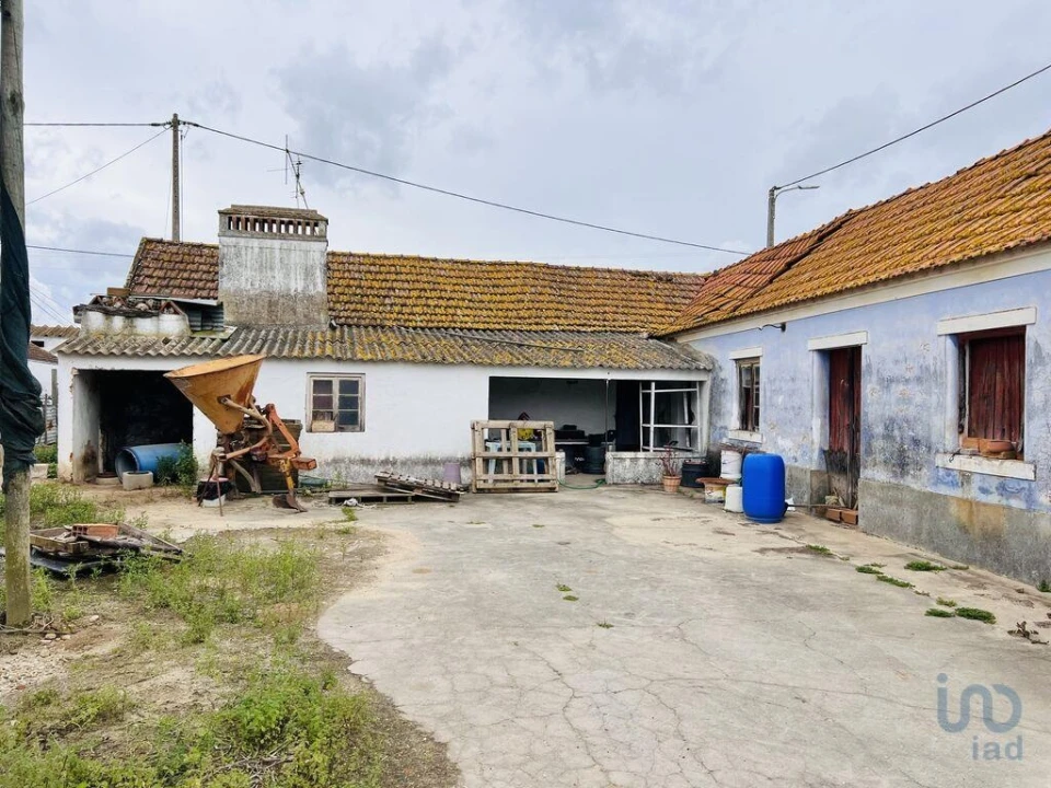 Moradia T3 para Venda em Fazendas de Almeirim Foto 4