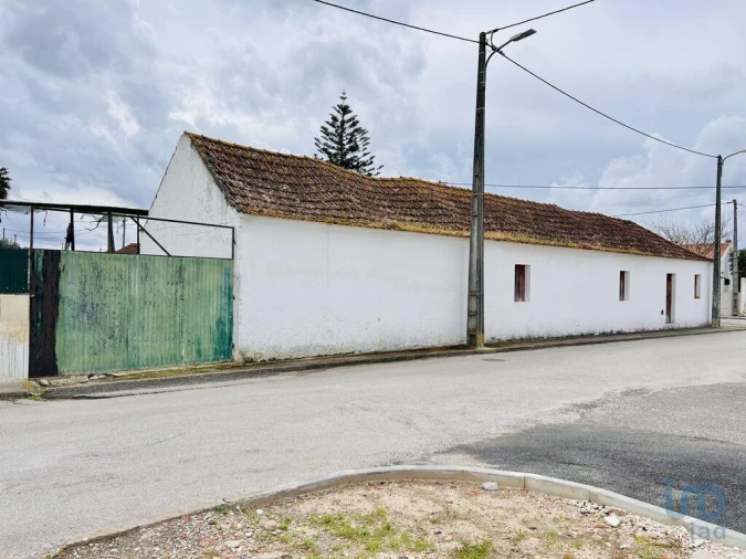 Moradia T3 para Venda em Fazendas de Almeirim Foto 3