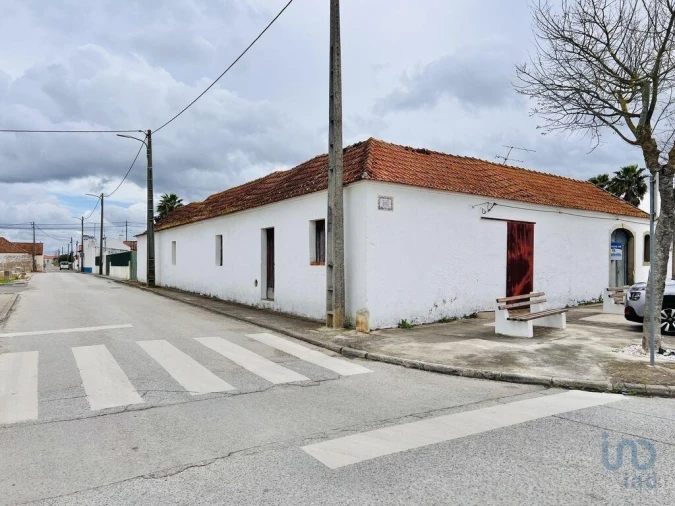 Moradia T3 para Venda em Fazendas de Almeirim Foto 2