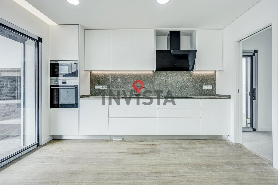 Moradia T4 para Venda em Santa Iria de Azoia, São João da Talha e Bobadela Foto 1