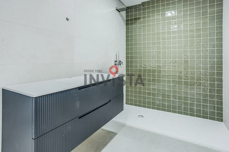 Moradia T4 para Venda em Santa Iria de Azoia, São João da Talha e Bobadela Foto 22