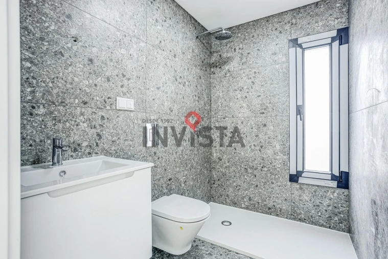 Moradia T4 para Venda em Santa Iria de Azoia, São João da Talha e Bobadela Foto 29