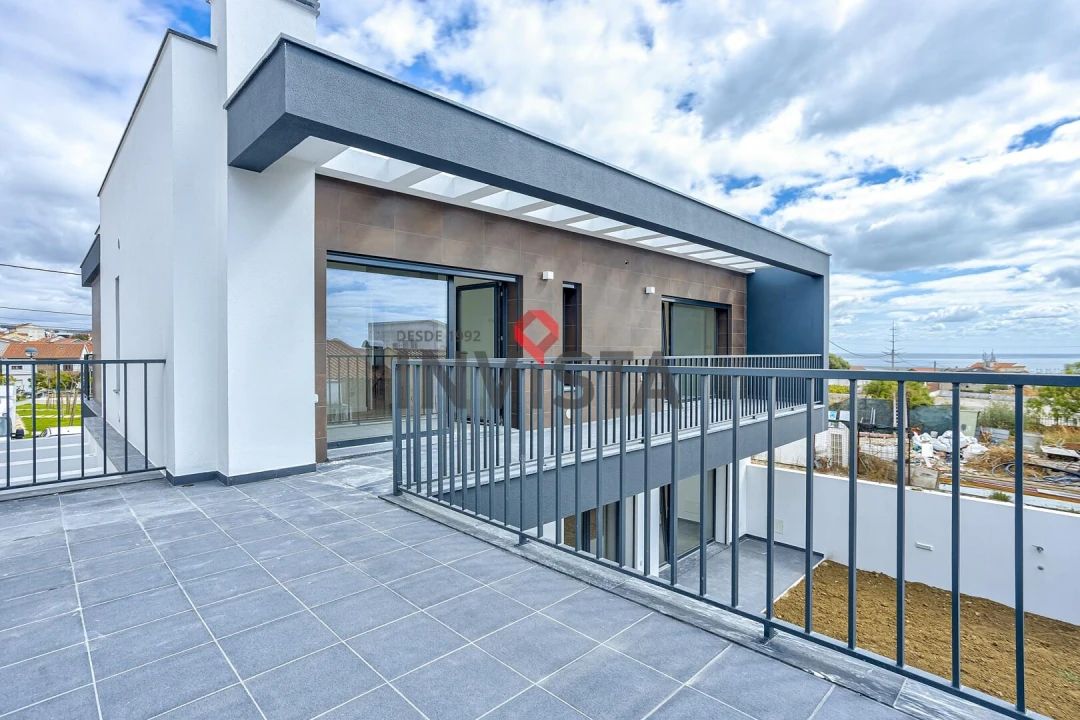 Moradia T4 para Venda em Santa Iria de Azoia, São João da Talha e Bobadela Foto 31