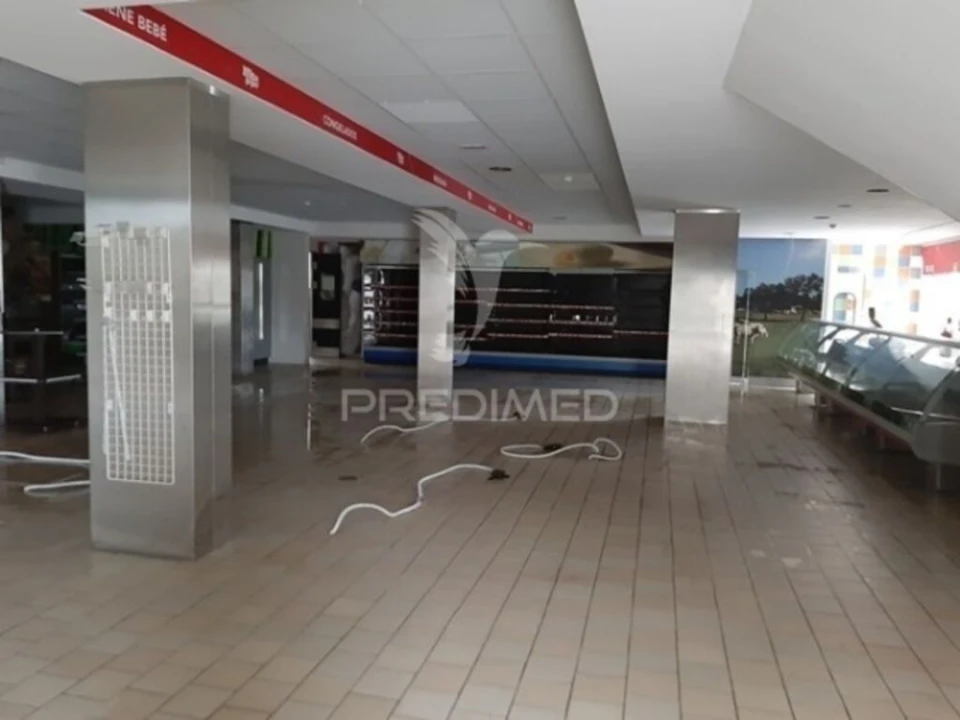 Loja para Venda em Sanfins Lamoso Codessos Foto 4