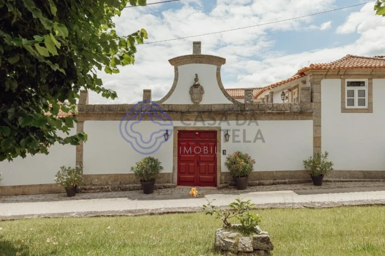 Moradia T5 para Venda em Real Foto 1