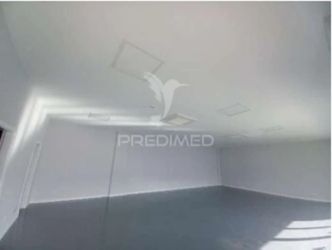 Loja para Arrendamento em Portimão Foto 4