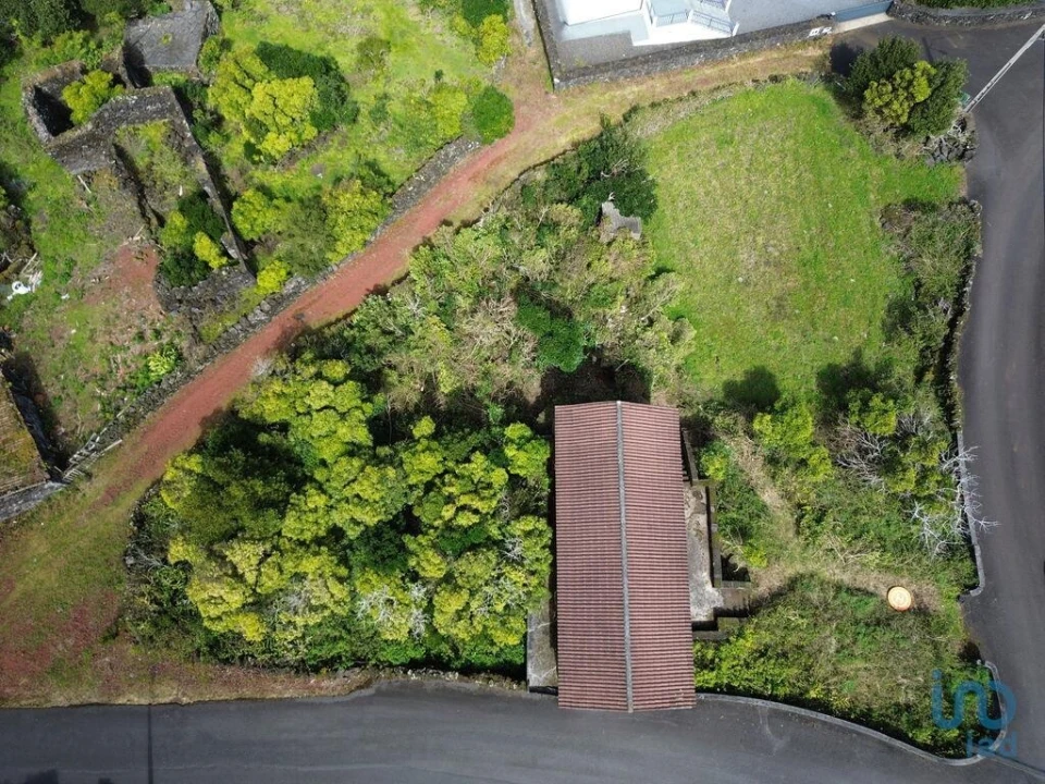 Moradia T2 para Venda em Santa Luzia Foto 9