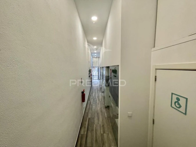 Loja para Venda em Carregado e Cadafais Foto 10